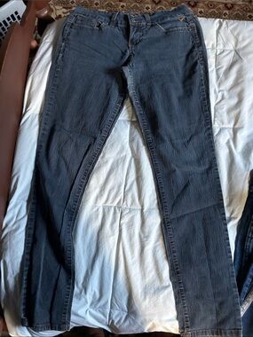 Grane Straight-Leg Jeans in Washed Blue